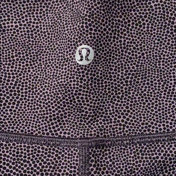 Lululemon wunder under high waisted Capri legging - Picture 2 of 4